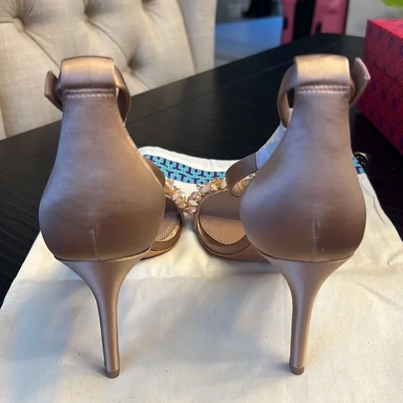 Tory Burch Heels- Brand new with box - Picture 4 of 7
